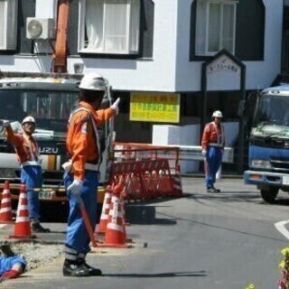【週1日～勤務OK◎】交通誘導警備スタッフ募集中!《正社員登用制...