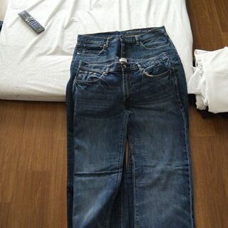 ジーンズ　安く売りますの画像