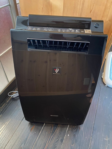 シャープ加湿空気清浄機2017年製　簡易清掃済！