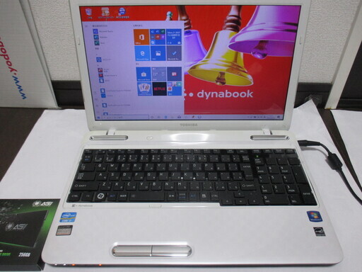①【美品爆速】東芝dynabook T451/59DW ／新品ＳＳＤ256ＧＢ／新品キーボード取替／Corei7ノートパソコン　リカバリー済 中古動作品