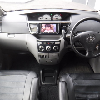 トヨタ ノア Ｓ　Ｖセレクション　４ＷＤ切替　Ｐスライドドアの画像