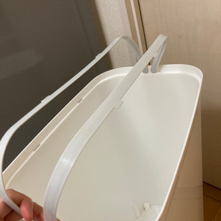 ニトリ ゴミ箱　ジャンク品　無料で差し上げますの画像