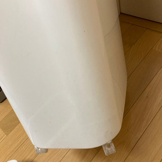 ニトリ ゴミ箱　ジャンク品　無料で差し上げますの画像