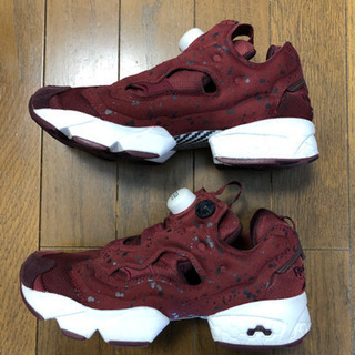 ☆リーボック インスタポンプフューリー　23.0cmの画像