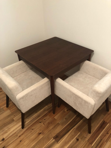 【美品 値下しました】ダイニングセット（テーブル、椅子2脚付き）