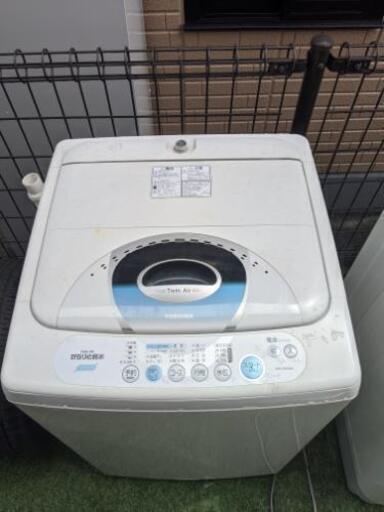 TOSHIBA  洗濯機 5キロ  (お取引中)