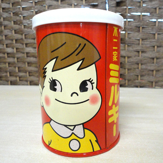 レトロ ミルキー缶＆Dr.SLUMP缶 4個セット 不二家 森永 チョコ缶 当時物 ブリキ缶 ☆ PayPay(ペイペイ)決済可能 ☆ 札幌市 白石区 東札幌 ☆ アウトレットモノハウスの画像