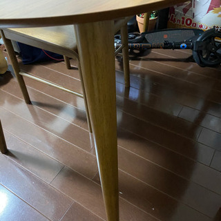 ダイニングテーブル 二人用の画像