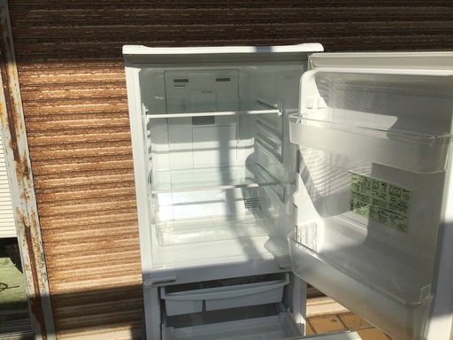 シャープ　小型冷蔵庫　両開きタイプ