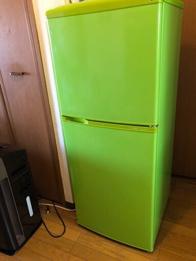 冷凍冷蔵庫　2ドア グリーン
