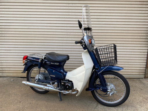 【キレイな車両♪】神奈川県藤沢市発 ホンダ スーパーカブ50カスタム Fi AA01 旭風防・カゴ付き 現車確認・全国配送ご相談ください!