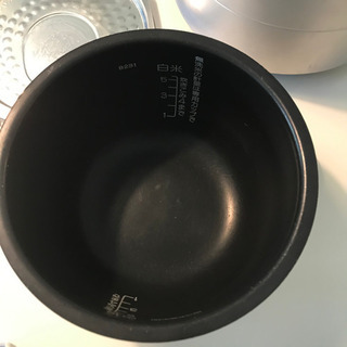 柴田文江デザイン炊飯器 象印 IH炊飯ジャー ZUTTO NP-DA10の画像