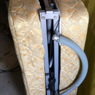 【お値下げ中！値引相談可能】折りたたみ電動ベッド！の画像