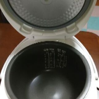 炊飯器の画像