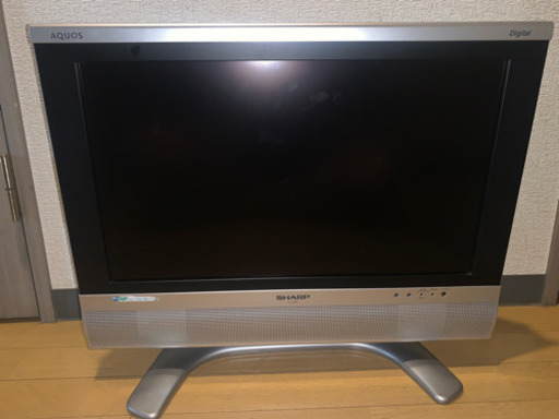 シャープ　AQUOS  22インチ　LC-22AD5 2005製
