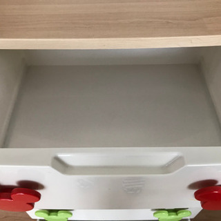 4段チェスト　ミッキーの持ち手　子ども衣類収納にの画像