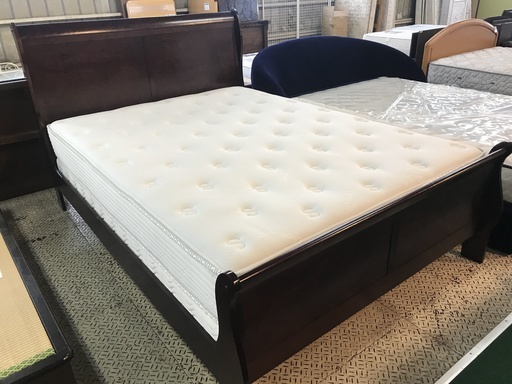 Ashley アシュレイ クイーンベッド
