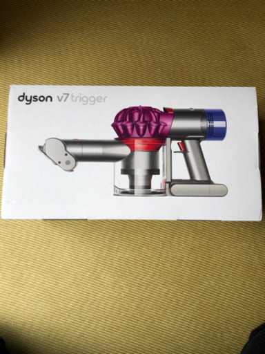 dyson v7 trigger ダイソン　サイクロン掃除機