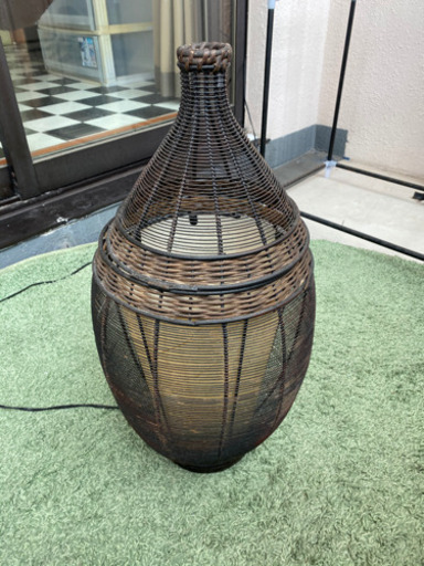 アジアンちっくな置き照明器具　【引越し処分】