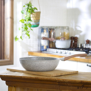 【美品】カインズ ストーンマーブル フライパン 炒め鍋 28cm 770gの画像