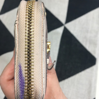 Samantha 財布　大量カード収納可能の画像