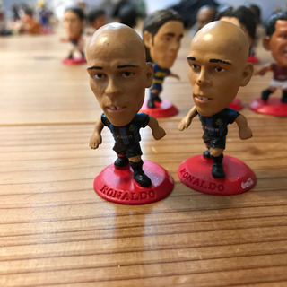 値下げ！サッカー選手11個セットの画像