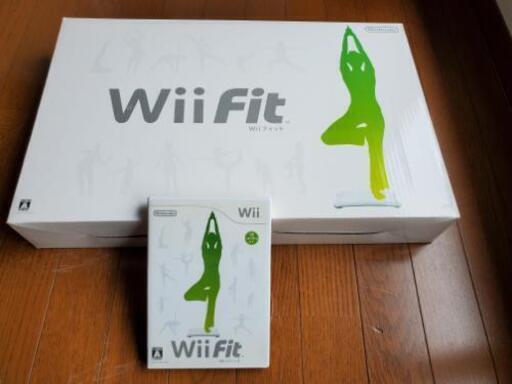 任天堂Wii  Fit  バランスボードとソフトのセット