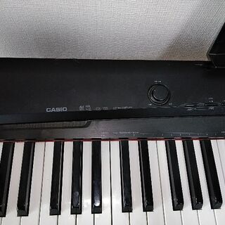 電子ピアノの画像