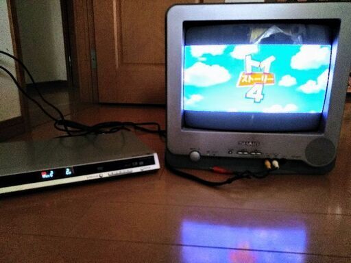 【取引中】Panasonic　DVDプレーヤー　テレビもセット