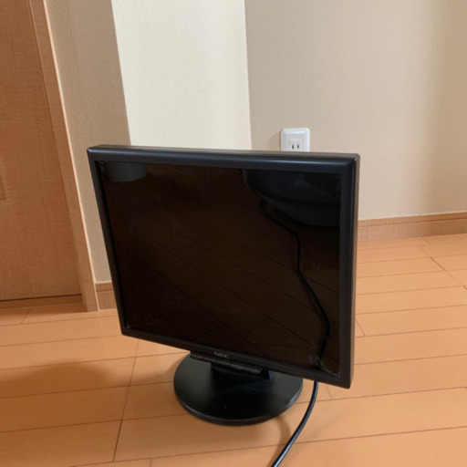 17インチ PCモニター