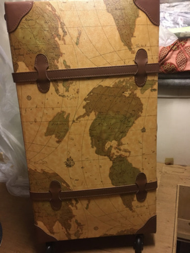 hanaism スーツケース