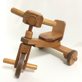 木の三輪車　職人手作り