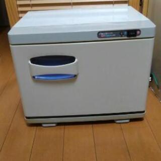 タオルウォーマー ホットキャビネット　紫外線消毒