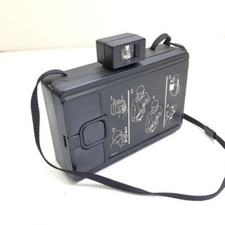 ポラロイド 社 のインスタントカメラ EE100の画像