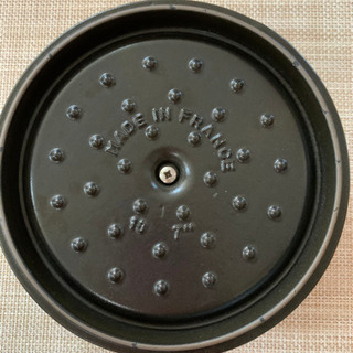 [ありがとうございます！決まりました]ストウブ　Staub ピコココットラウンド　18cm 説明書ありの画像