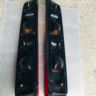 ダイハツ表ムーヴ　テールカバー（新車取外し品）レア品の画像