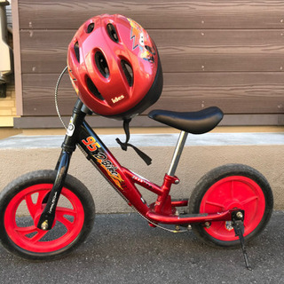 ストライダー　カーズ　こども用自転車　ヘルメット付き