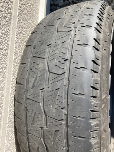 225/70r16   オールテレーン　　ブリジストン　デューラー　　デリカＤ5