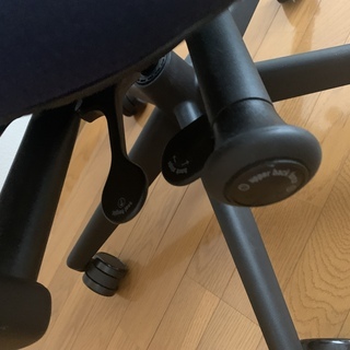 中古★リープV2 Steelcase/スチールケース 肘付ハイバックチェアの画像