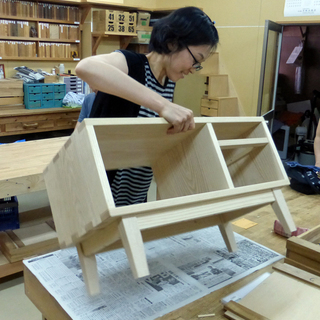 家具づくりの教室mokkouya（もっこうや）大阪市北区　おうちで使う家具を手作りしてみませんか？簡単なレザークラフトも出来ますよ！の画像