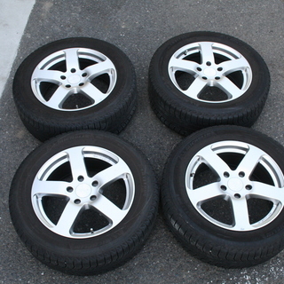 【中古品】１８インチ スタッドレスタイヤ＆ホイール 255/55R18 カイエン トゥアレグ Q7など