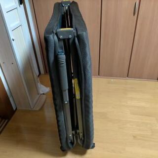 折りたたみ式リクライニングベットの画像