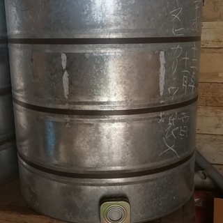 無料　米麦貯蔵器