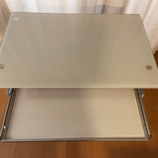 【交渉中】ガラス天板　パソコンデスクの画像