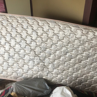 シングルベット美品