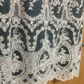 レース刺繍ワンピースの画像