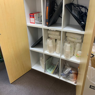 扉つき両面BOX差し上げますの画像