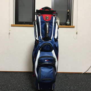 TOMMY HILFIGERとOGIOのコラボキャディバッグの画像