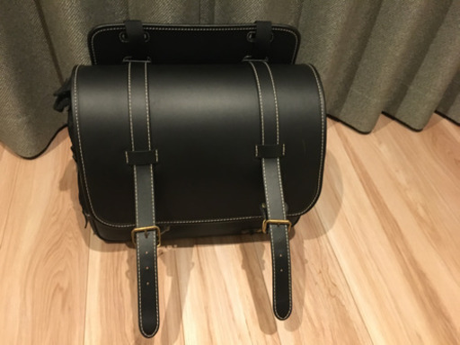 Henly begins バイク　サイドバック