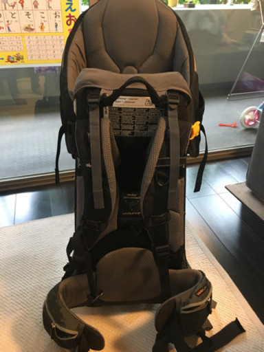 お値段の交渉いたします。ハイキング用　ドイツブランドのキッズキャリア